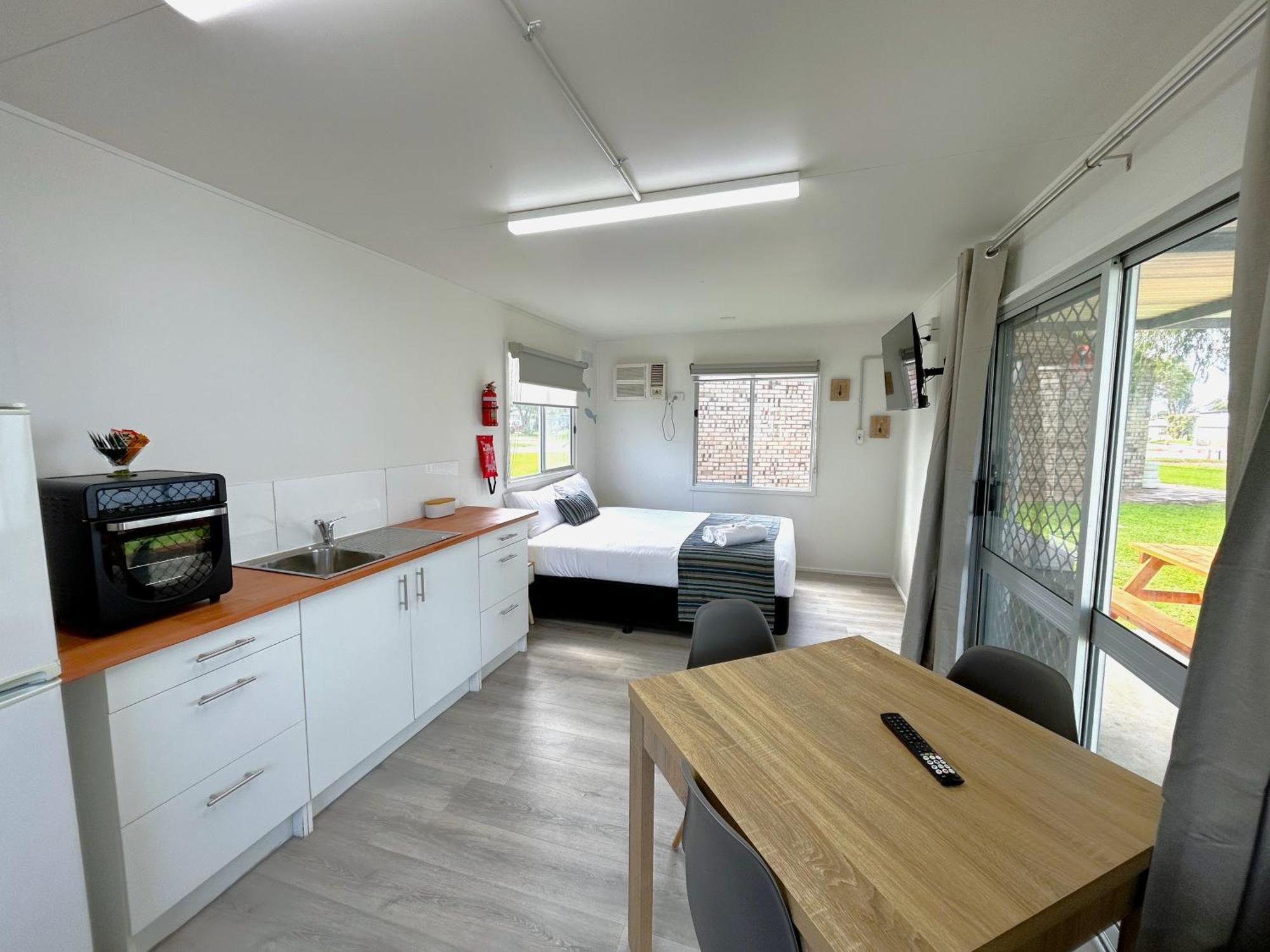 Mandurah Coastal Holiday Park 外观 照片